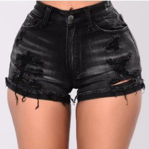 Fashion Nova Addiction Short Sz: 3X